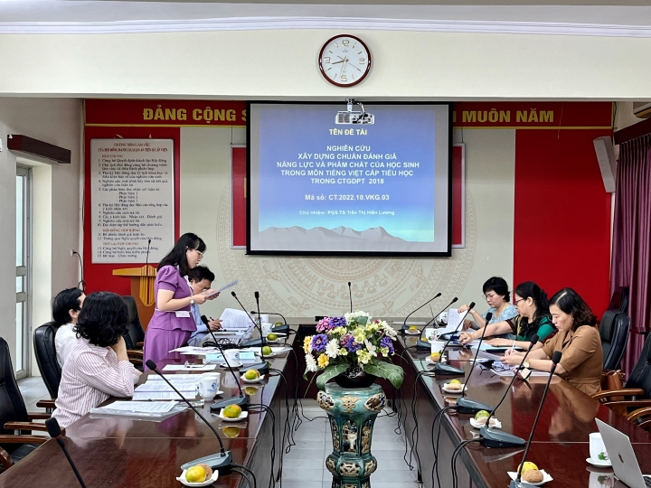 Nghiệm thu đề tài KH&CN “Nghiên cứu xây dựng chuẩn đánh giá năng lực và phẩm chất của học sinh trong môn Tiếng Việt cấp Tiểu học trong Chương trình Giáo dục phổ thông 2018”